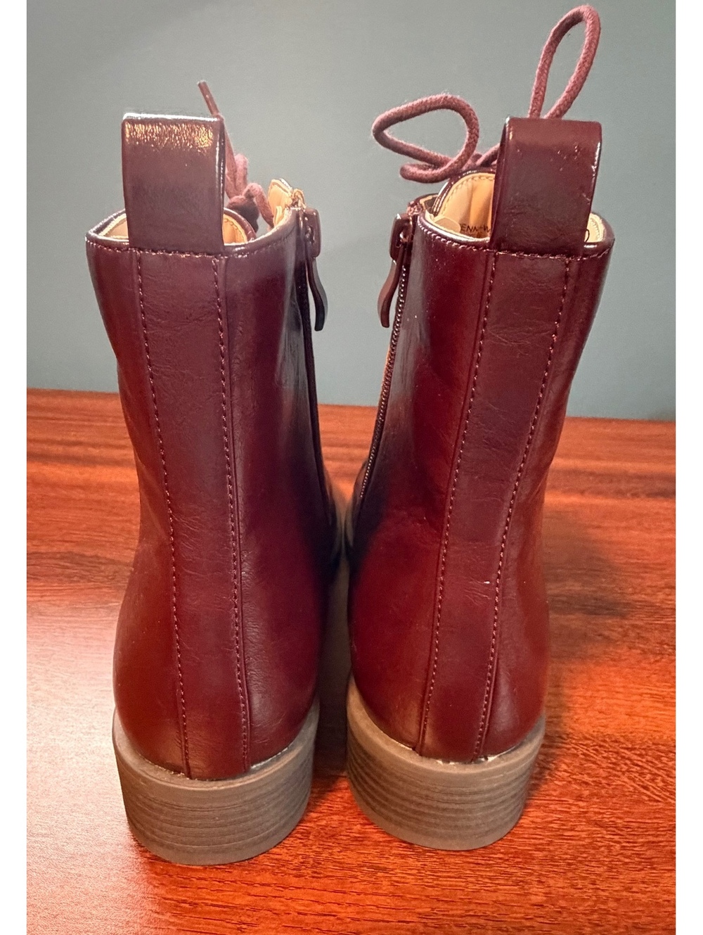 Journee Collection oxblood lace up combat boots Vienna 8.5 - Picture 3 of 8